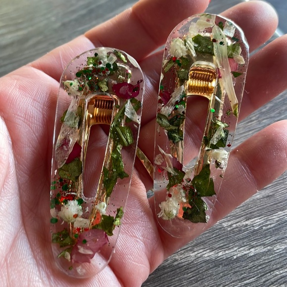 XMAS Handmade Festive Pressed Flower Holiday 2 set Alligator Hair Clips Triangle - Picture 8 of 10